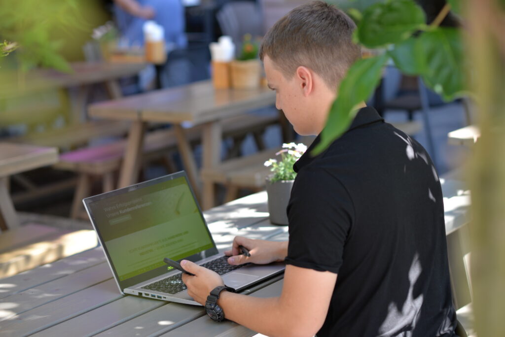 Bei atondix sprechend die Ergebnisse fuer sich Andreas Richling Webdesigner aus Fuerth bringt Unternehmen digital voran